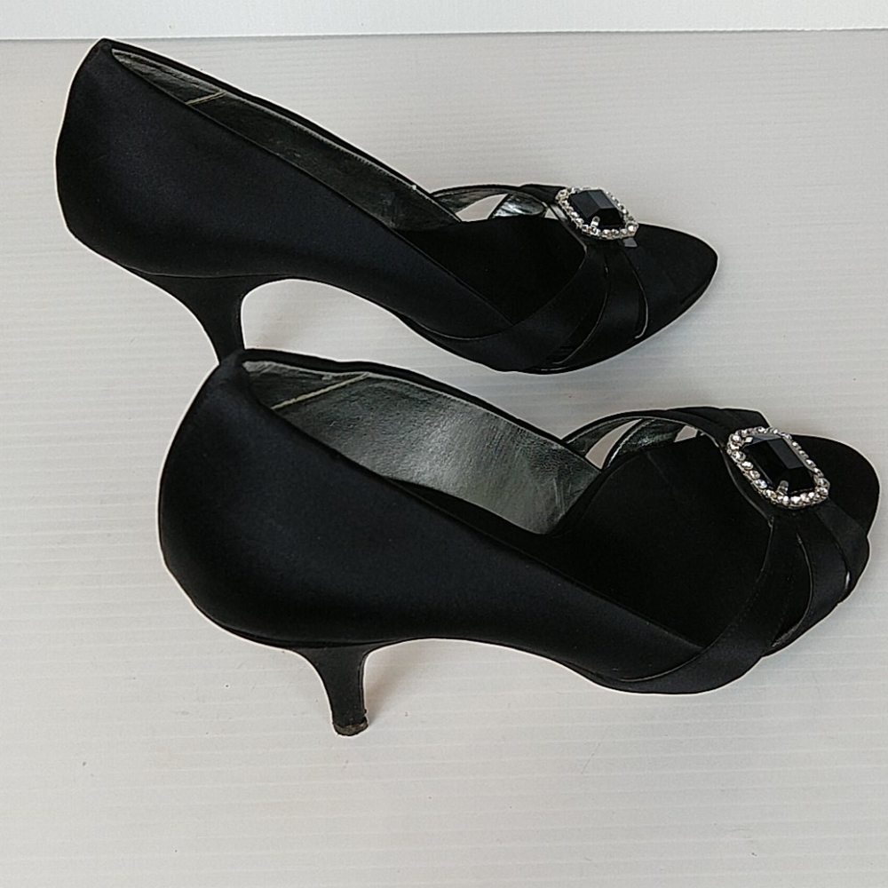 Caparros Black Satin Strappy Open Toe Black Onyx Rhinestone Jeweled Vamp Heel - Picture 6 of 13